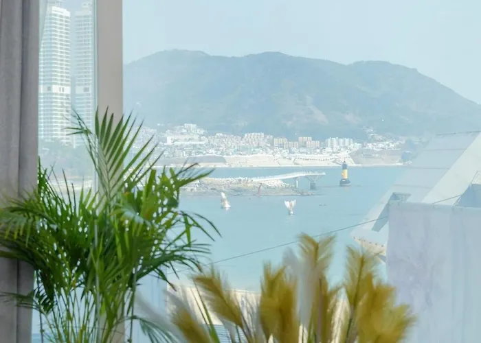 Casa Mira, The Ocean View House Busan